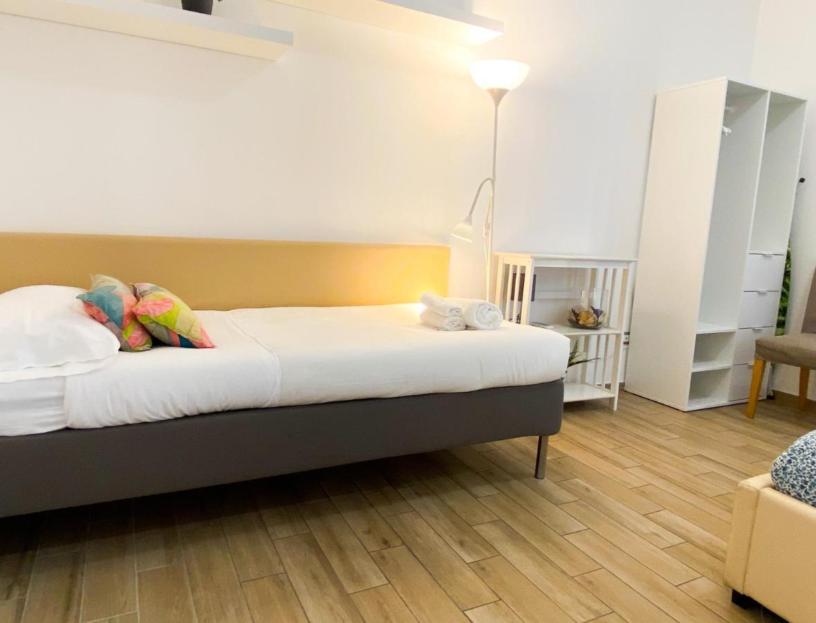 Butterfly Suite Рим Екстериор снимка
