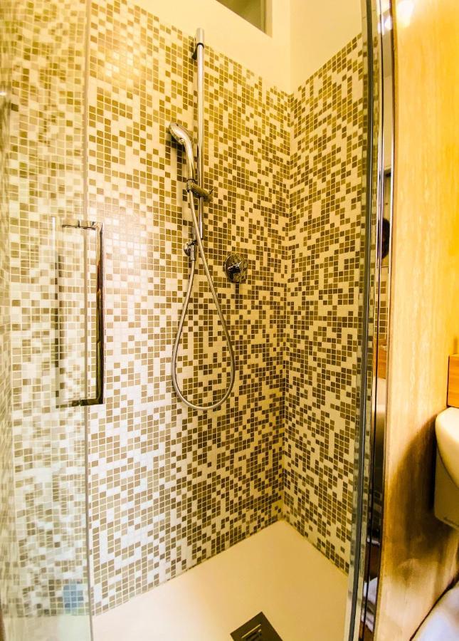 Butterfly Suite Рим Екстериор снимка